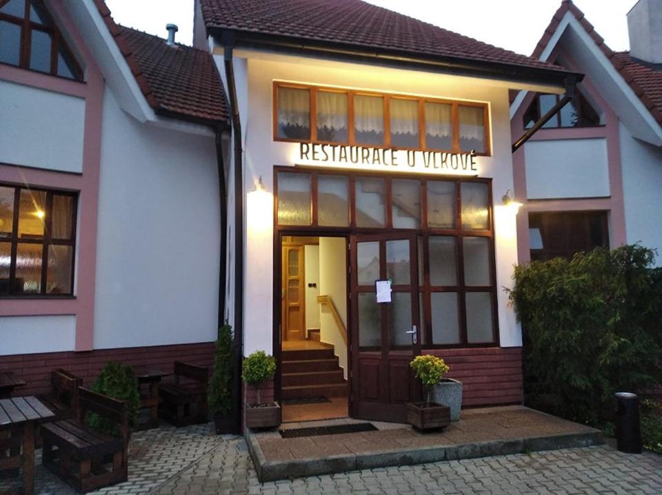 Restaurace U Vlkove Hotel Kamenice Exterior foto